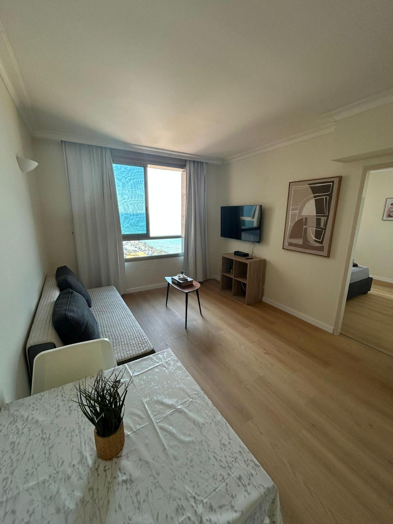 Haifa Almog Tower- "Blue Reef" Suite On The Sea Bagian luar foto