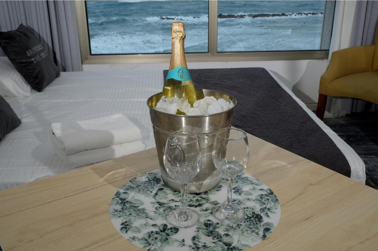 Haifa Almog Tower- "Blue Reef" Suite On The Sea Bagian luar foto